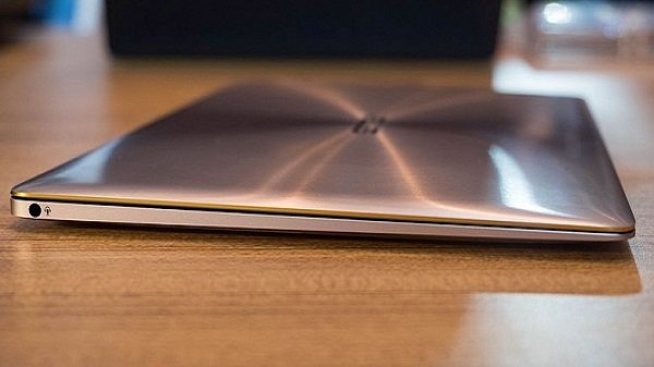 Asus Zenbook 3 UX390UA