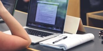 Laptop Untuk Anak SMA